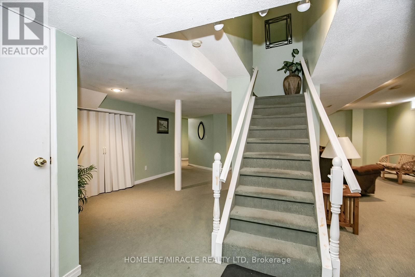54 Olde Town Road W, Brampton, Ontario  L6X 4T8 - Photo 43 - W12423551