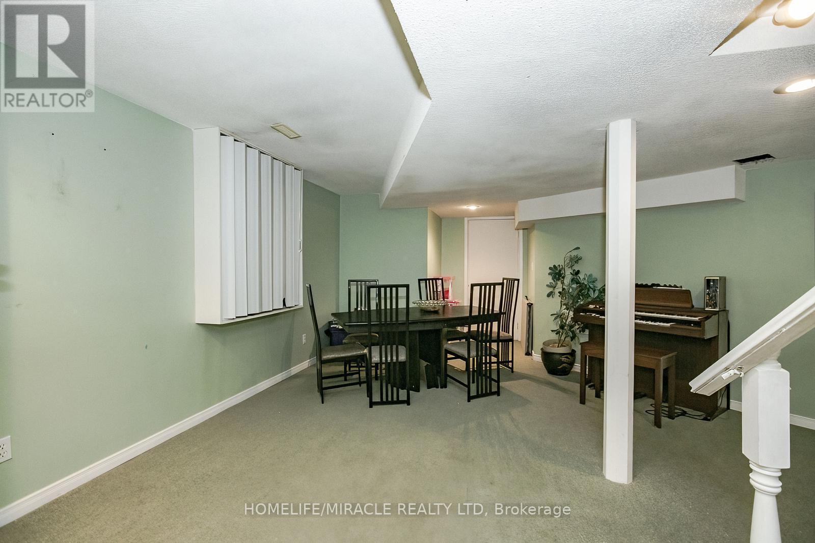 54 Olde Town Road W, Brampton, Ontario  L6X 4T8 - Photo 42 - W12423551