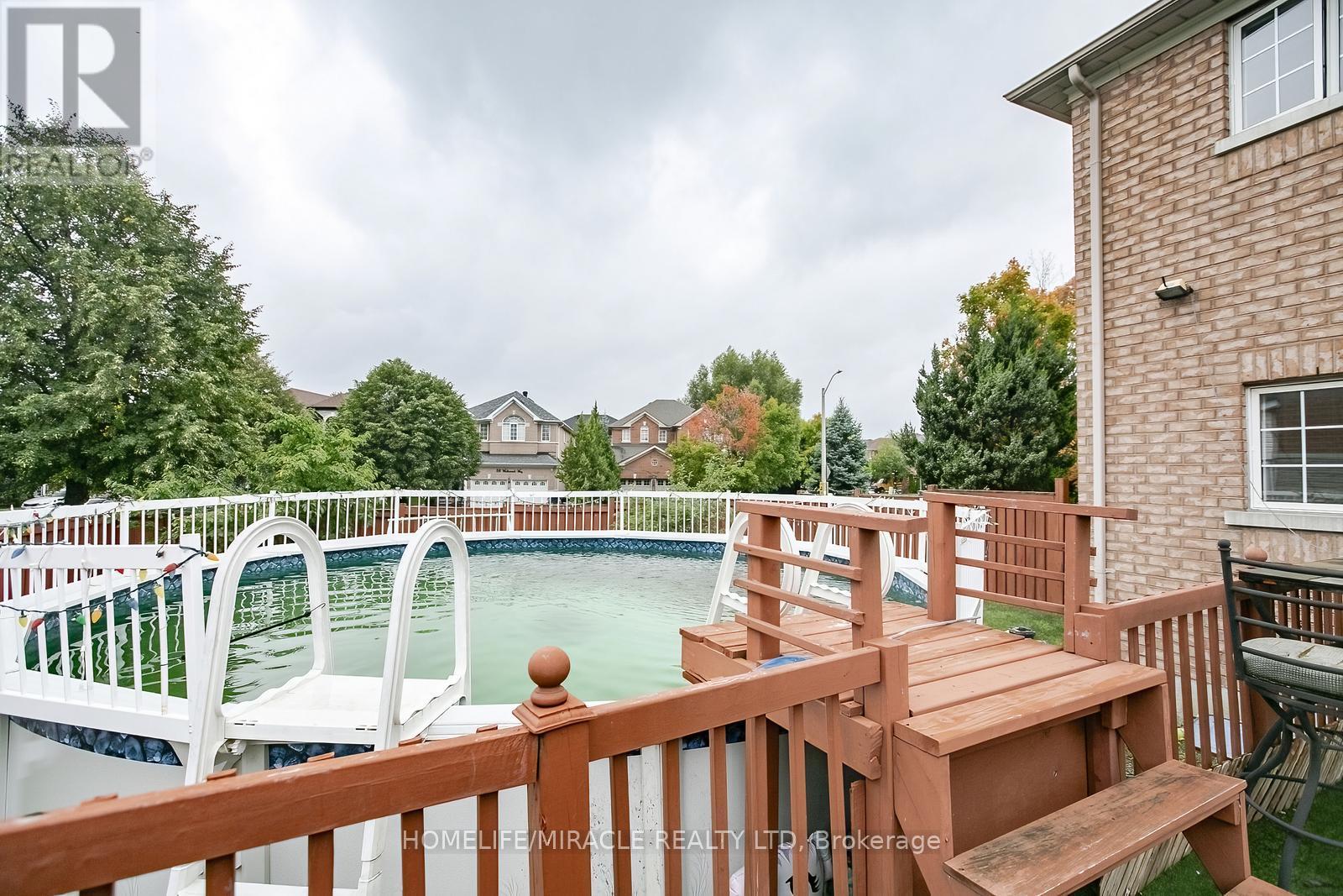 54 Olde Town Road W, Brampton, Ontario  L6X 4T8 - Photo 47 - W12423551
