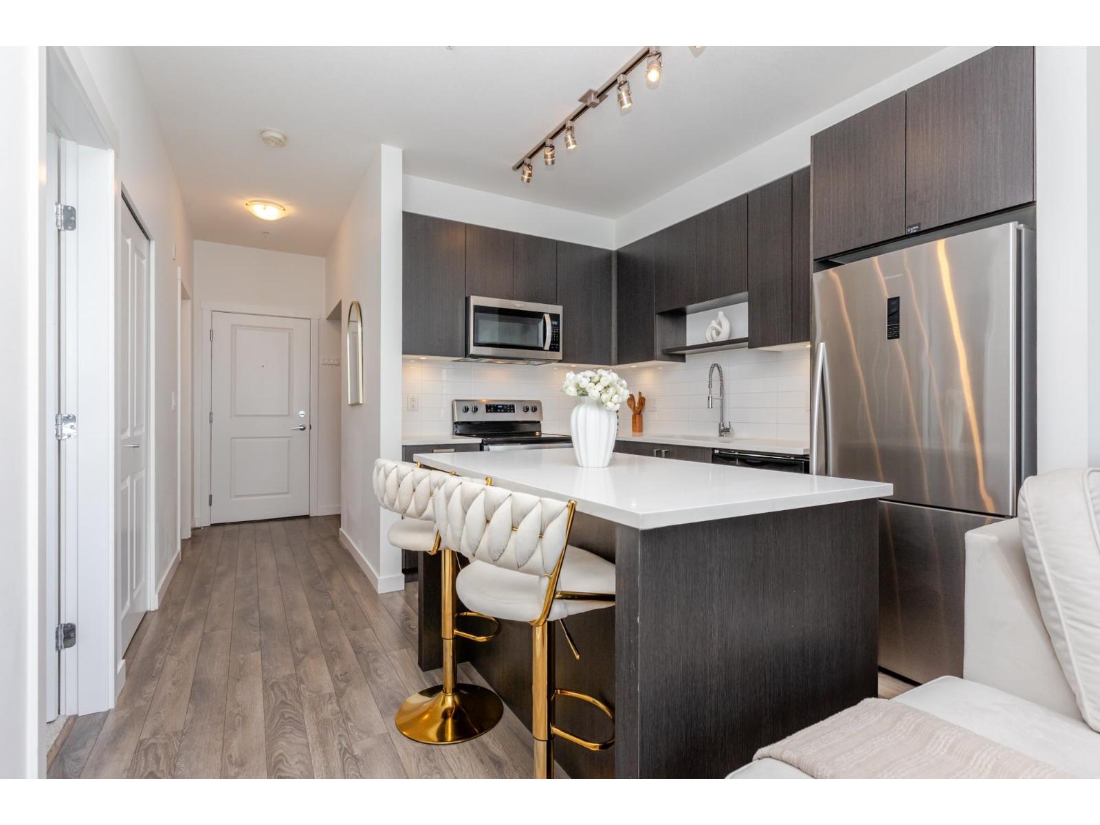 302 13628 81a Avenue, Surrey, British Columbia  V3W 3E2 - Photo 9 - R3051322