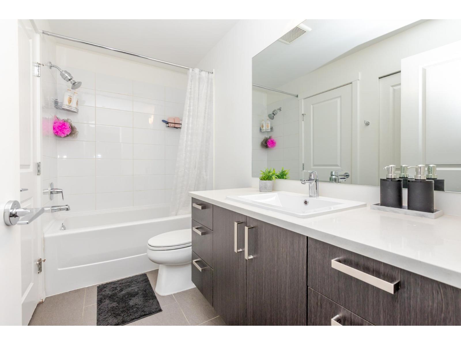 302 13628 81a Avenue, Surrey, British Columbia  V3W 3E2 - Photo 20 - R3051322