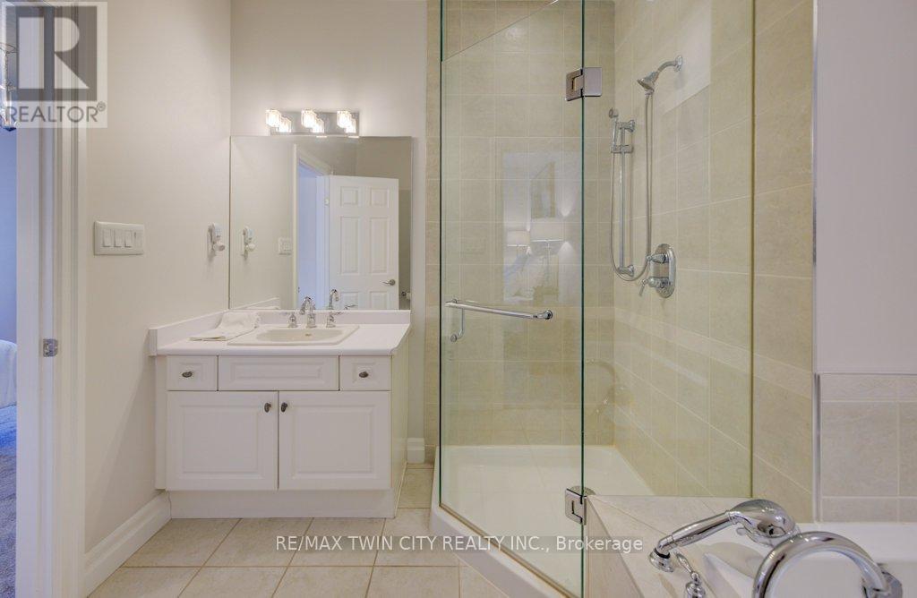 11 - 276 Sims Estate Drive, Kitchener, Ontario  N2A 0B1 - Photo 23 - X12426416