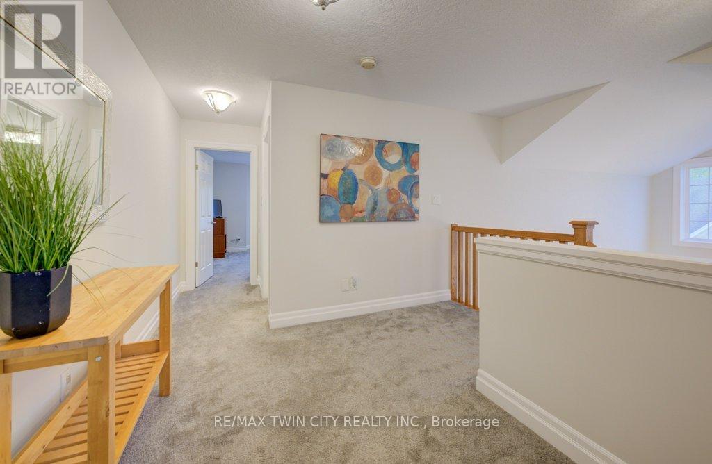 11 - 276 Sims Estate Drive, Kitchener, Ontario  N2A 0B1 - Photo 28 - X12426416