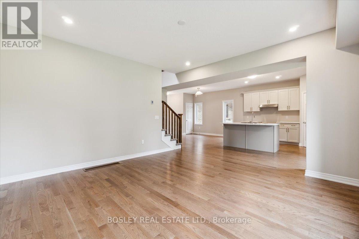 126 Devonleigh Gate N, Grey Highlands, Ontario  N0C 1H0 - Photo 18 - X12426427