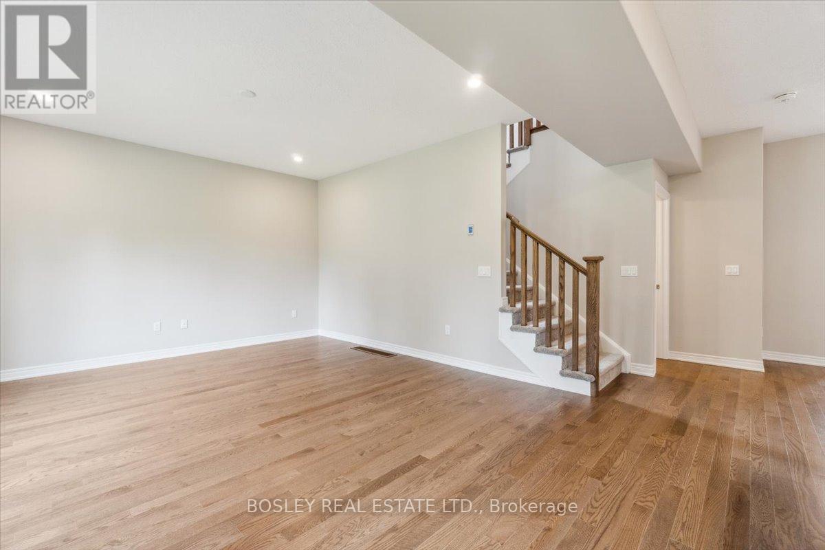 126 Devonleigh Gate N, Grey Highlands, Ontario  N0C 1H0 - Photo 19 - X12426427