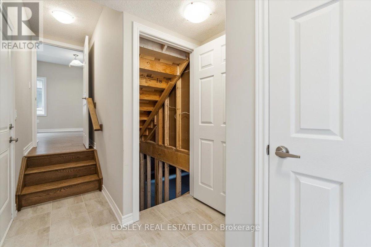 126 Devonleigh Gate N, Grey Highlands, Ontario  N0C 1H0 - Photo 21 - X12426427