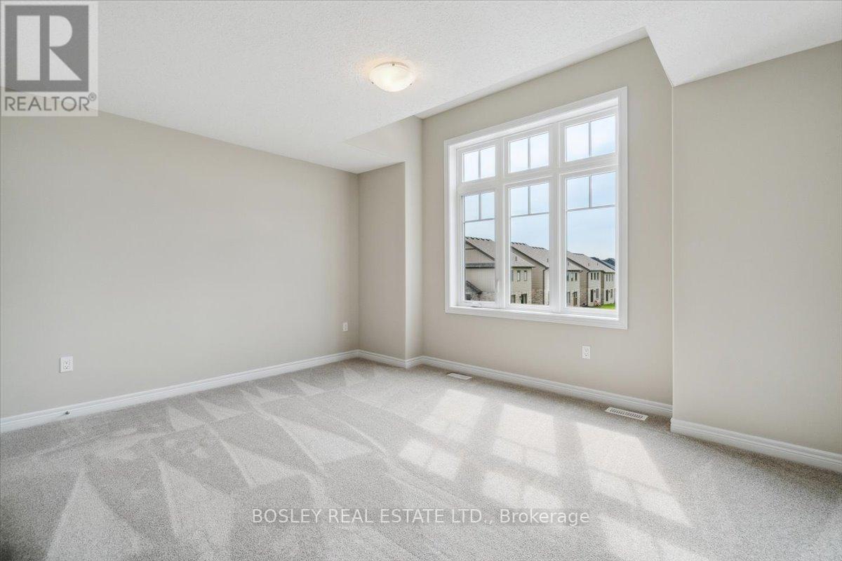 126 Devonleigh Gate N, Grey Highlands, Ontario  N0C 1H0 - Photo 29 - X12426427