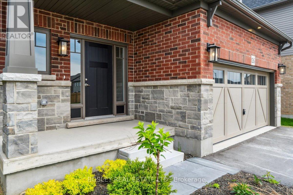 126 Devonleigh Gate N, Grey Highlands, Ontario  N0C 1H0 - Photo 3 - X12426427
