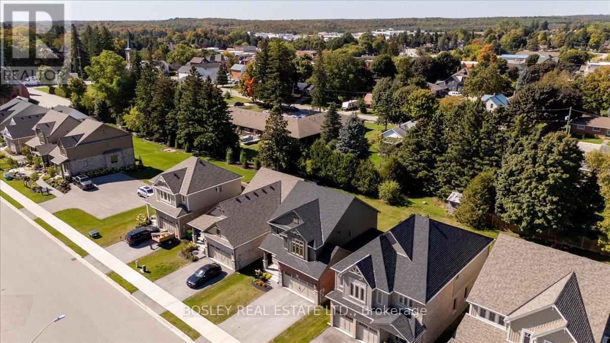 126 Devonleigh Gate N, Grey Highlands, Ontario  N0C 1H0 - Photo 49 - X12426427