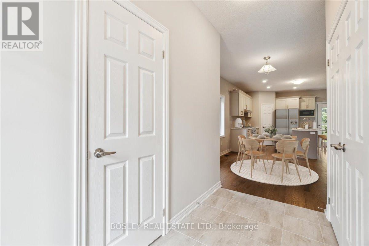 126 Devonleigh Gate N, Grey Highlands, Ontario  N0C 1H0 - Photo 7 - X12426427