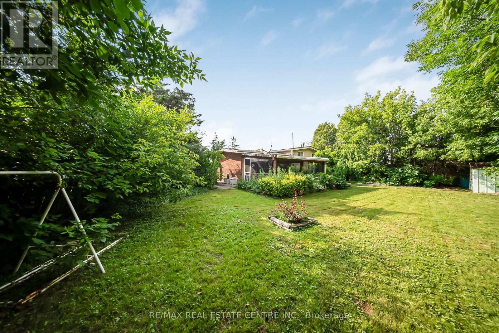 23 Coral Drive, Hamilton, Ontario  L8V 2N4 - Photo 43 - X12426451