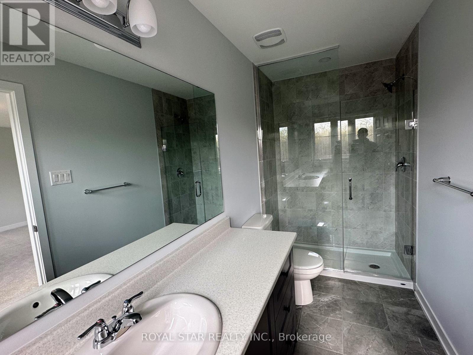 238 Billrian Crescent, Ottawa, Ontario  K2S 3A5 - Photo 13 - X12426461