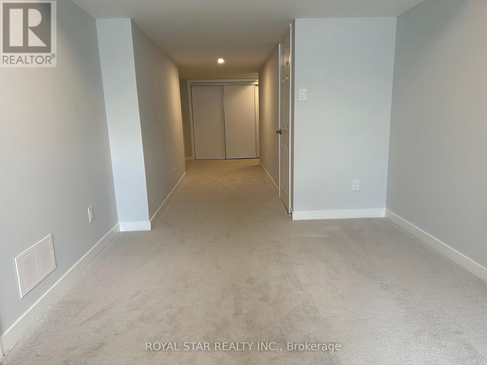 238 Billrian Crescent, Ottawa, Ontario  K2S 3A5 - Photo 19 - X12426461