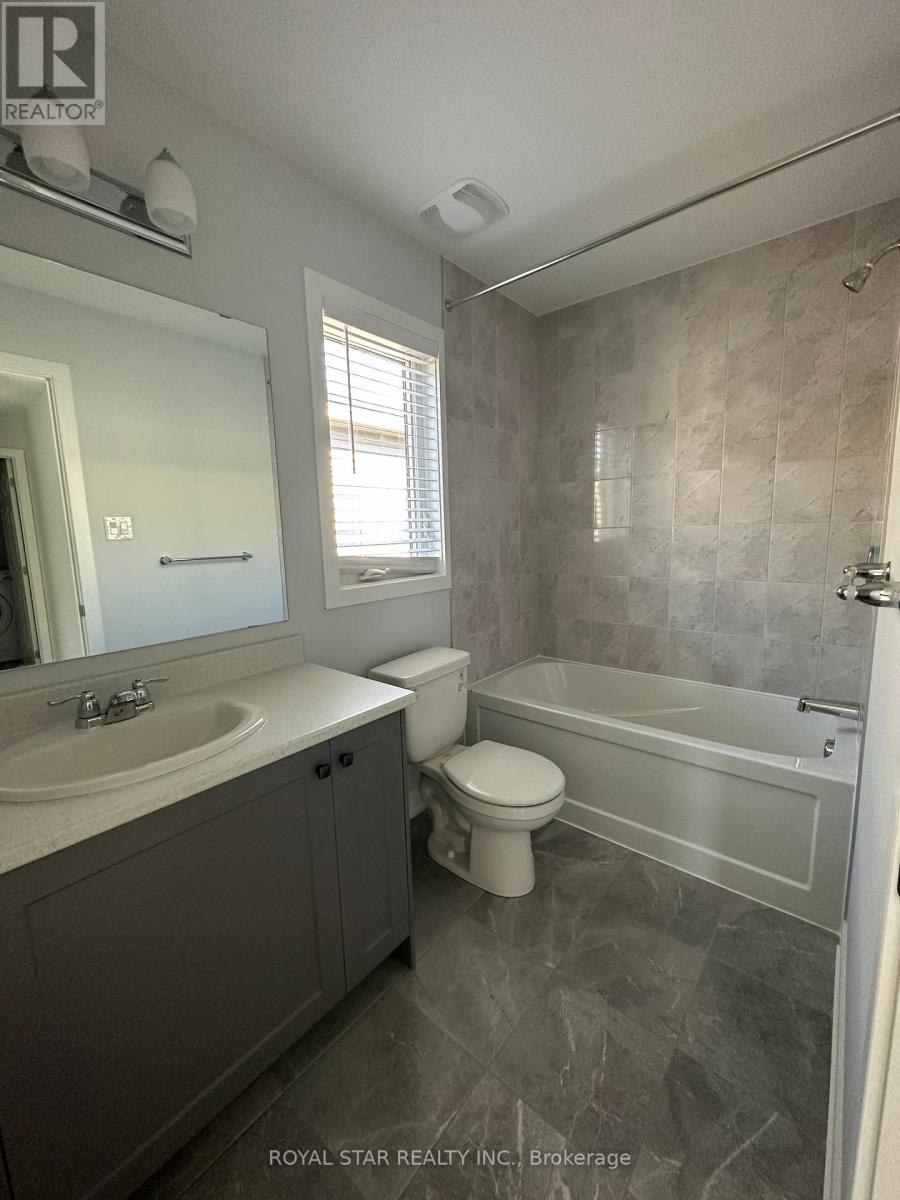 238 Billrian Crescent, Ottawa, Ontario  K2S 3A5 - Photo 21 - X12426461