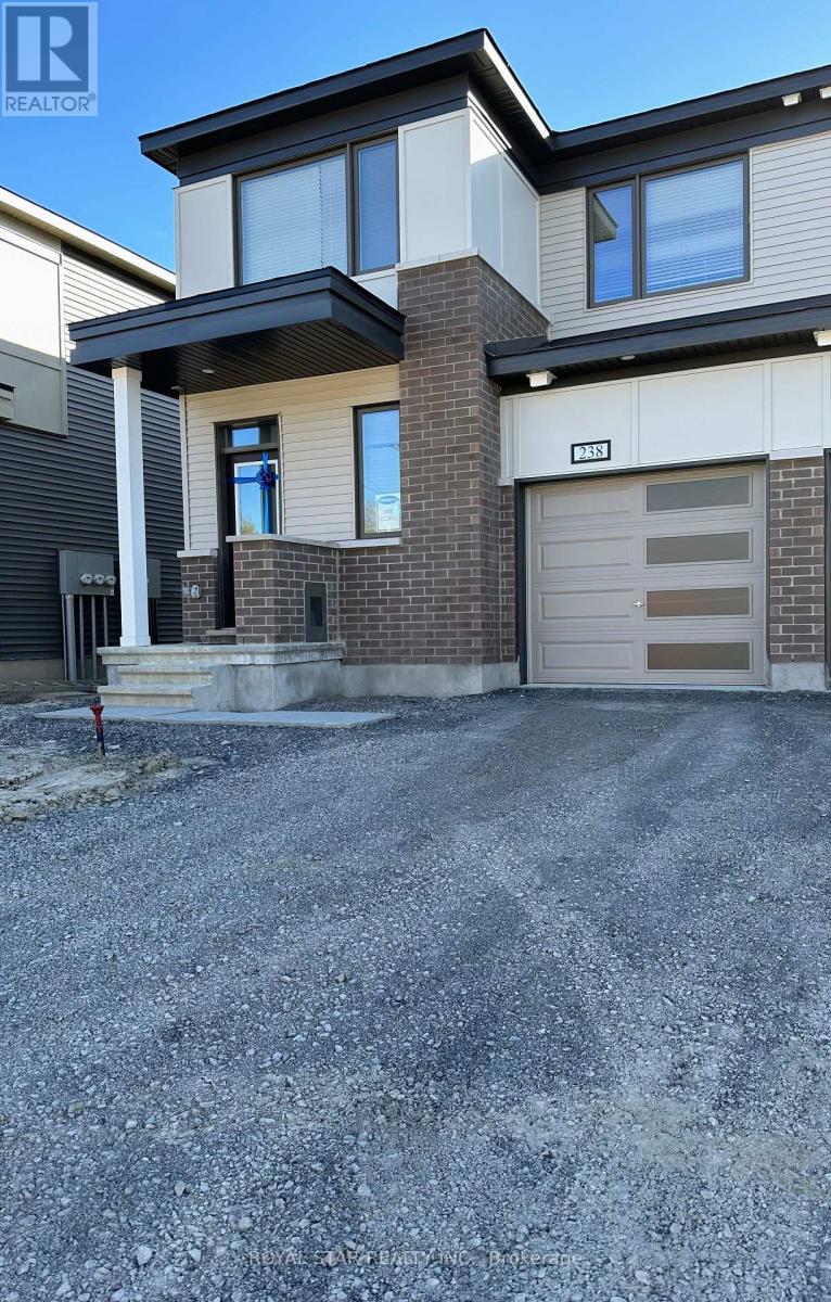 238 Billrian Crescent, Ottawa, Ontario  K2S 3A5 - Photo 3 - X12426461