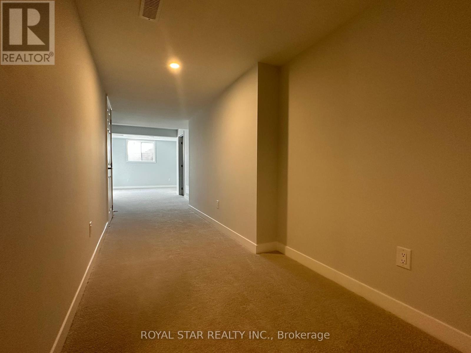 238 Billrian Crescent, Ottawa, Ontario  K2S 3A5 - Photo 34 - X12426461