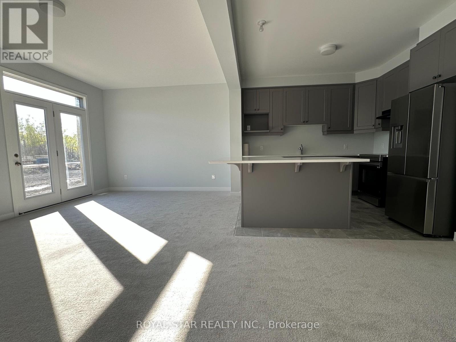 238 Billrian Crescent, Ottawa, Ontario  K2S 3A5 - Photo 9 - X12426461