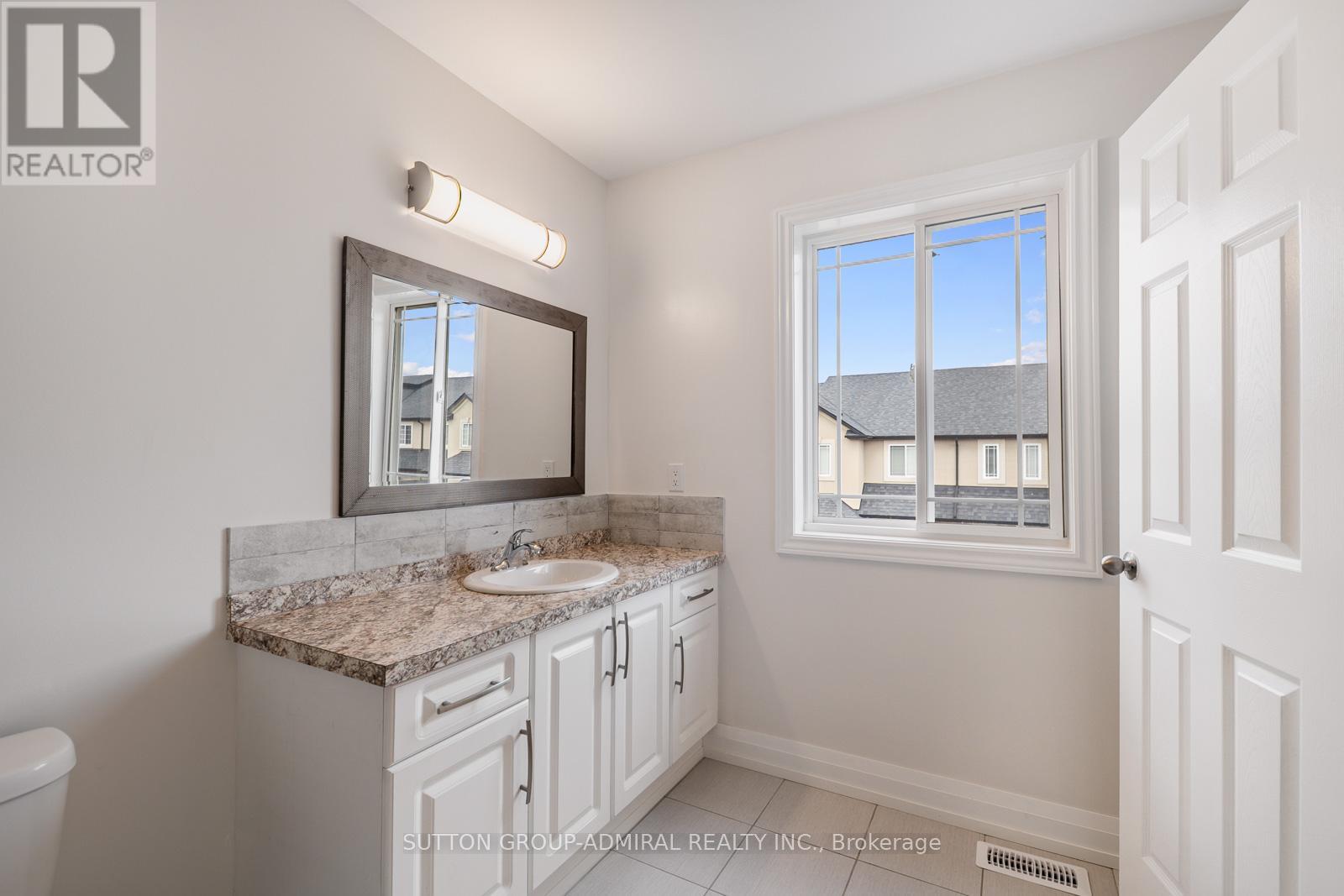 54 - 9 Hampton Brook Way, Hamilton, Ontario  L0R 1W0 - Photo 11 - X12426464