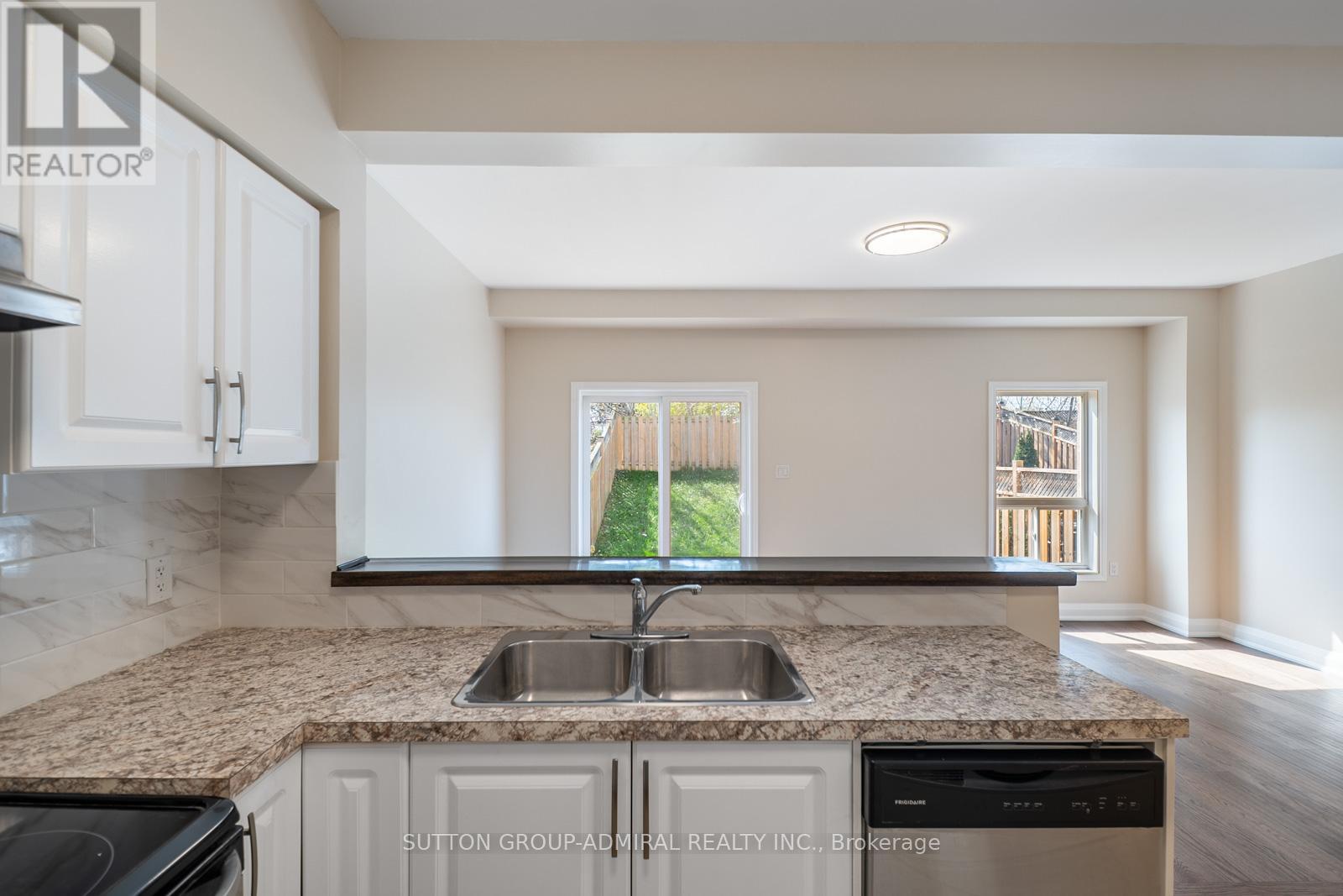 54 - 9 Hampton Brook Way, Hamilton, Ontario  L0R 1W0 - Photo 5 - X12426464