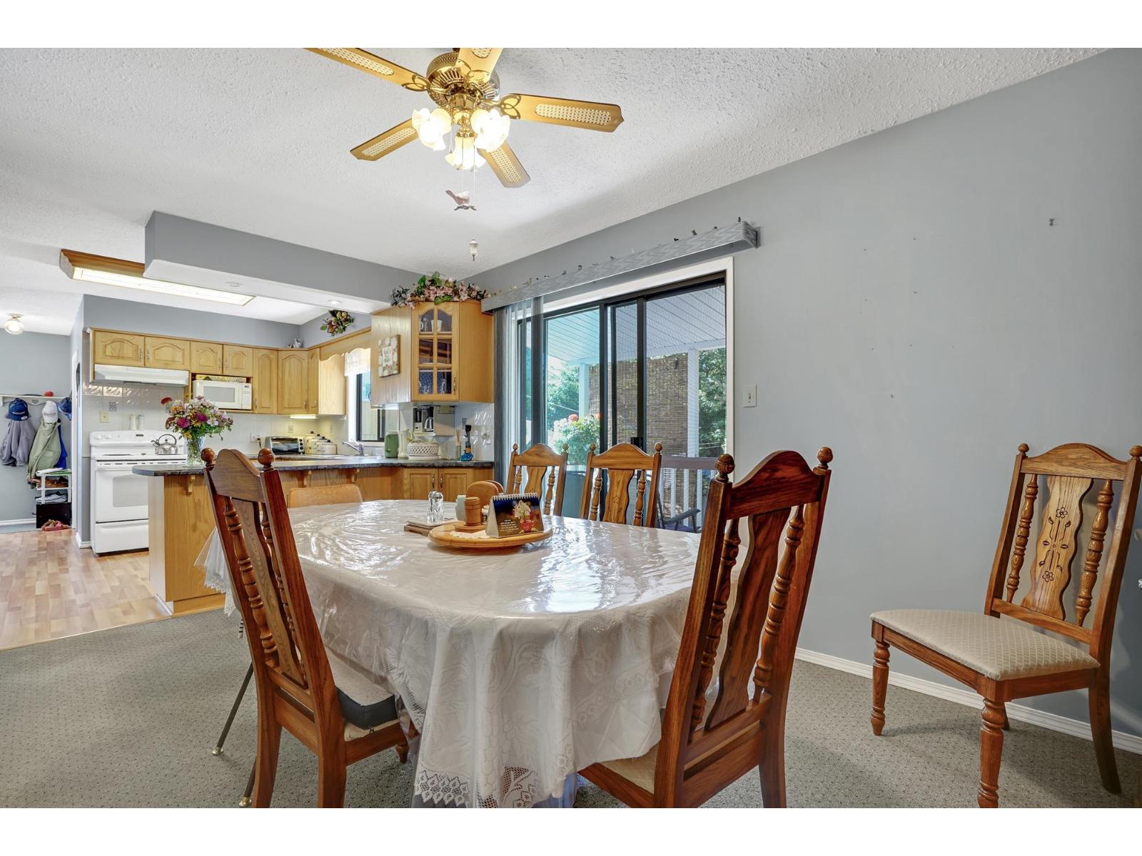 2495 Sugarpine Street, Abbotsford, British Columbia  V2T 3M7 - Photo 10 - R3051659