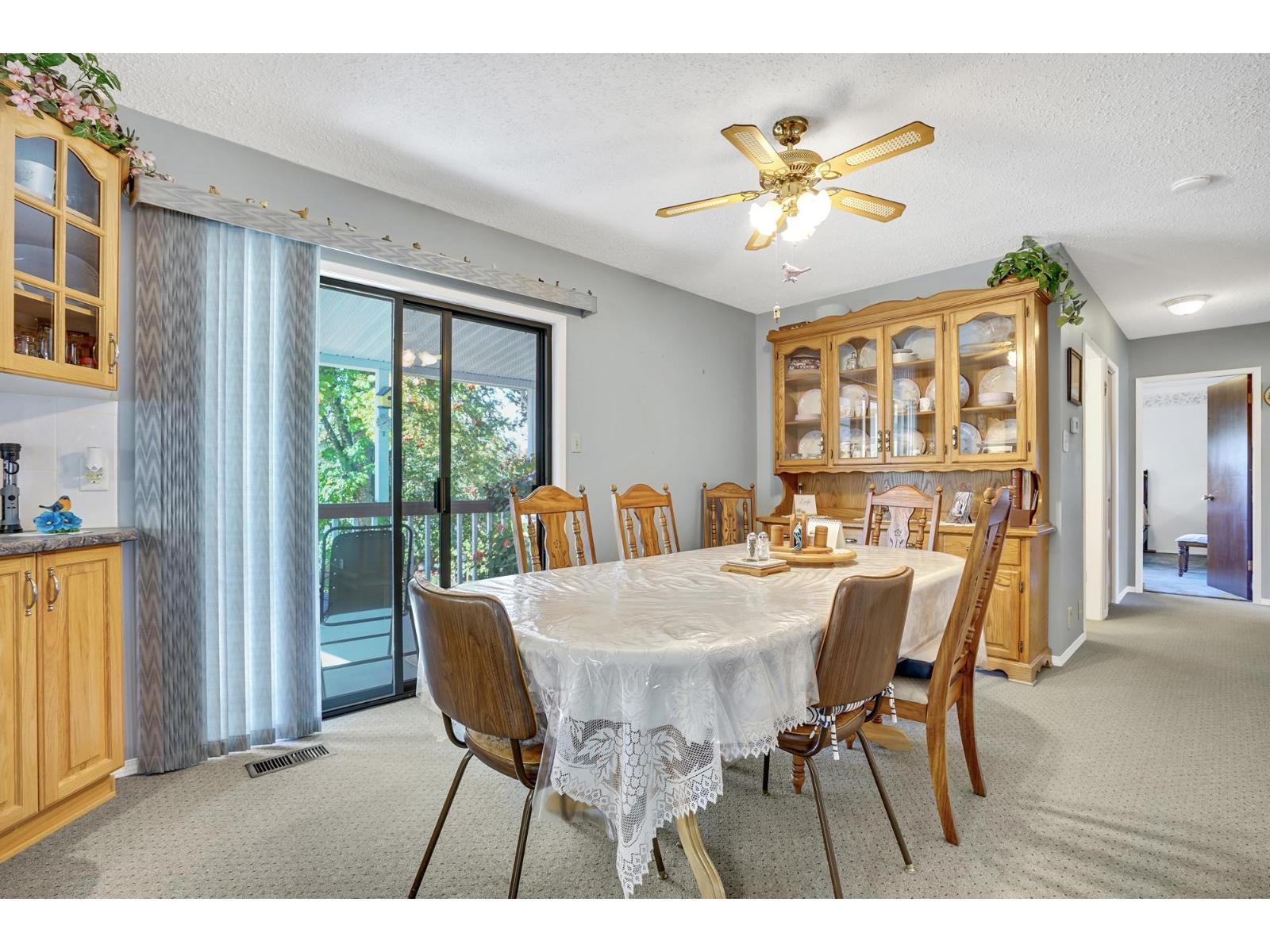 2495 Sugarpine Street, Abbotsford, British Columbia  V2T 3M7 - Photo 11 - R3051659