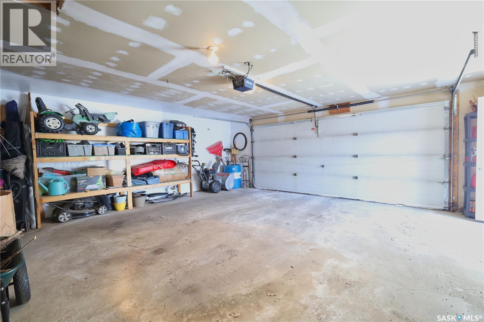 101 3rd Street W, Langham, Saskatchewan  S0K 2K0 - Photo 39 - SK019251