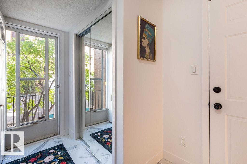 Property at 17034 67 AV NW image 4