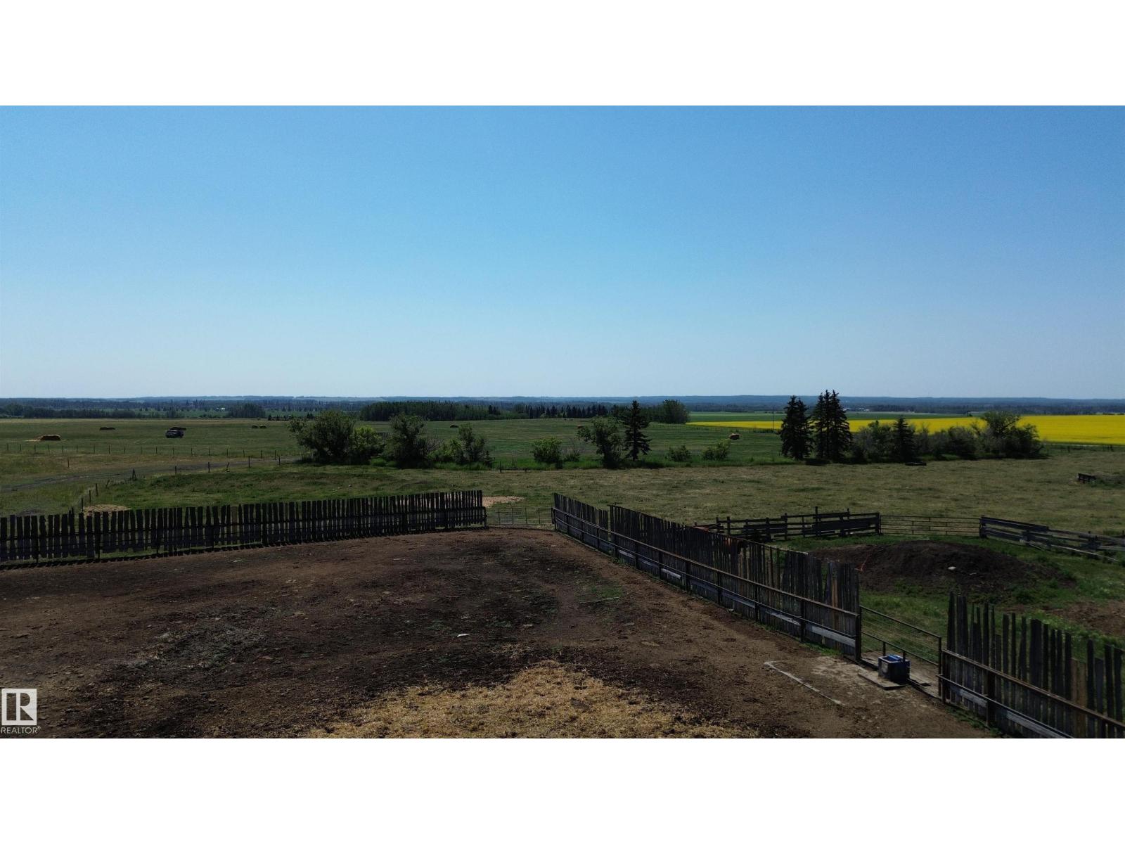 55107 Rge Rd 271, Rural Sturgeon County, Alberta  T8R 1W4 - Photo 14 - E4459447