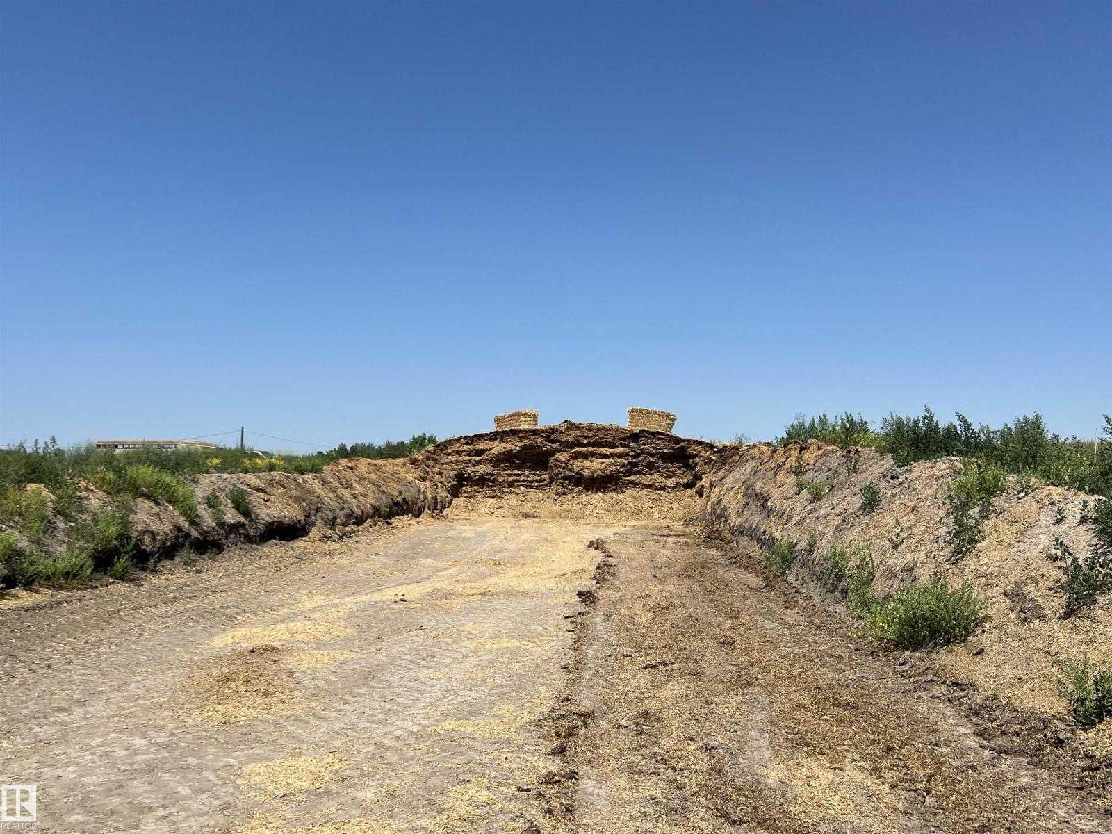 55107 Rge Rd 271, Rural Sturgeon County, Alberta  T8R 1W4 - Photo 23 - E4459447