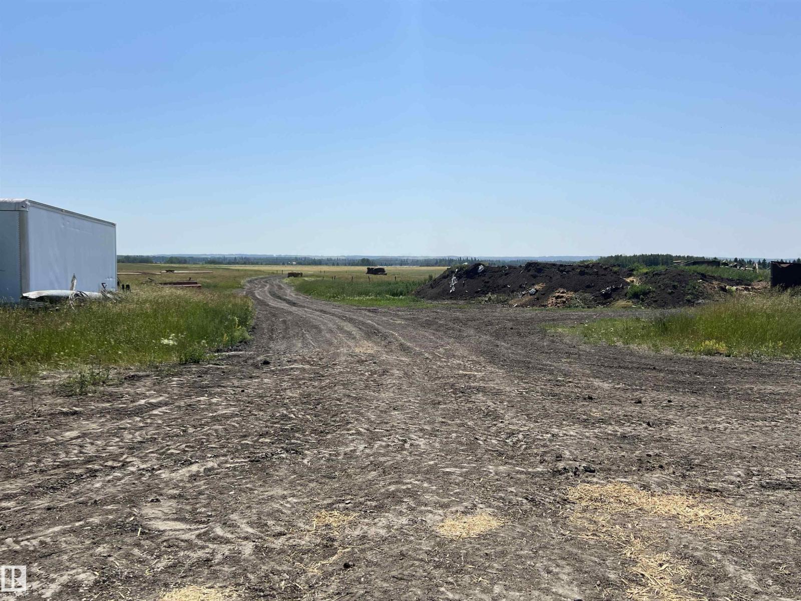 55107 Rge Rd 271, Rural Sturgeon County, Alberta  T8R 1W4 - Photo 27 - E4459447