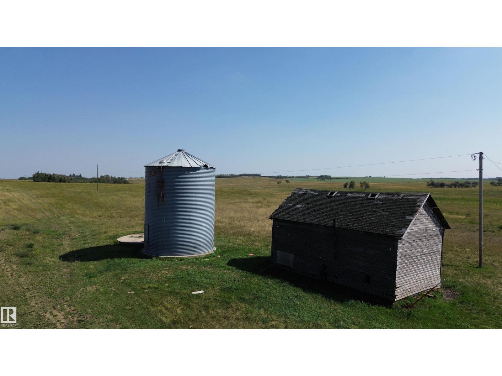 55107 Rge Rd 271, Rural Sturgeon County, Alberta  T8R 1W4 - Photo 37 - E4459447