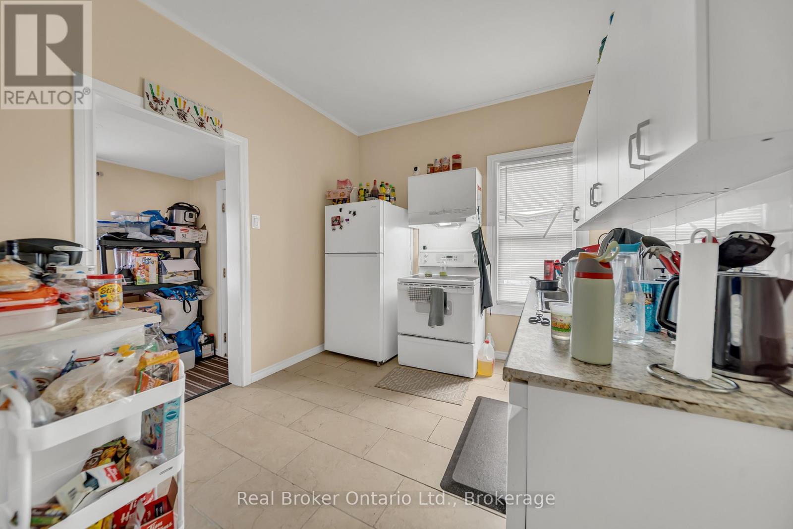 5464 Lewis Avenue, Niagara Falls, Ontario  L2G 3R7 - Photo 12 - X12424757