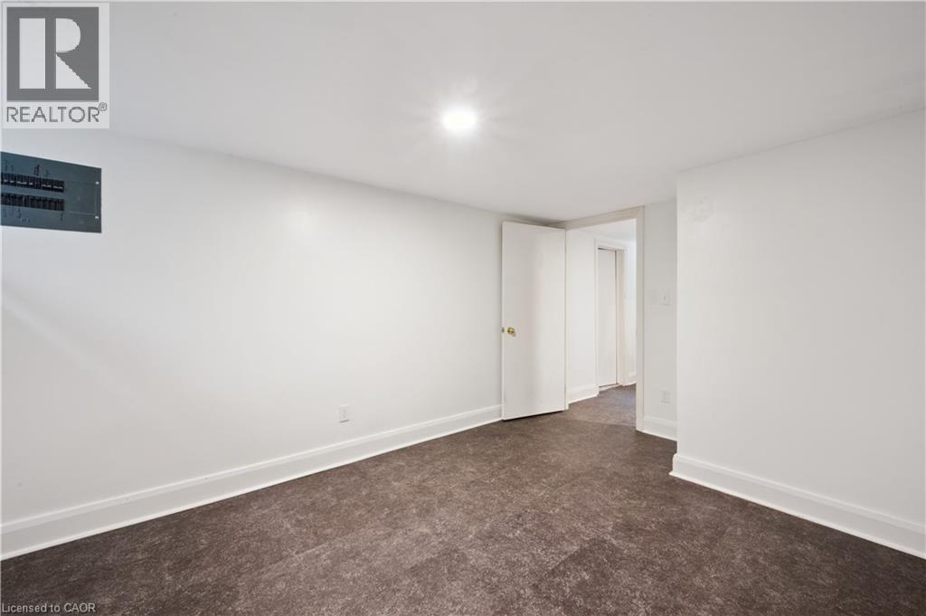 103 Dunbar Road S, Waterloo, Ontario  N2L 2E4 - Photo 37 - 40762642
