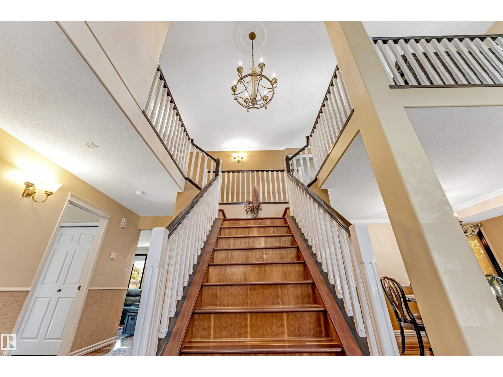 4318 46 St Nw, Edmonton, Alberta  T6L 6L9 - Photo 4 - E4450825