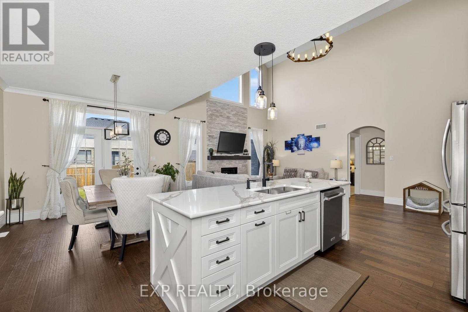 116 Spencer Avenue, Lucan Biddulph, Ontario  N0M 2J0 - Photo 17 - X12426635