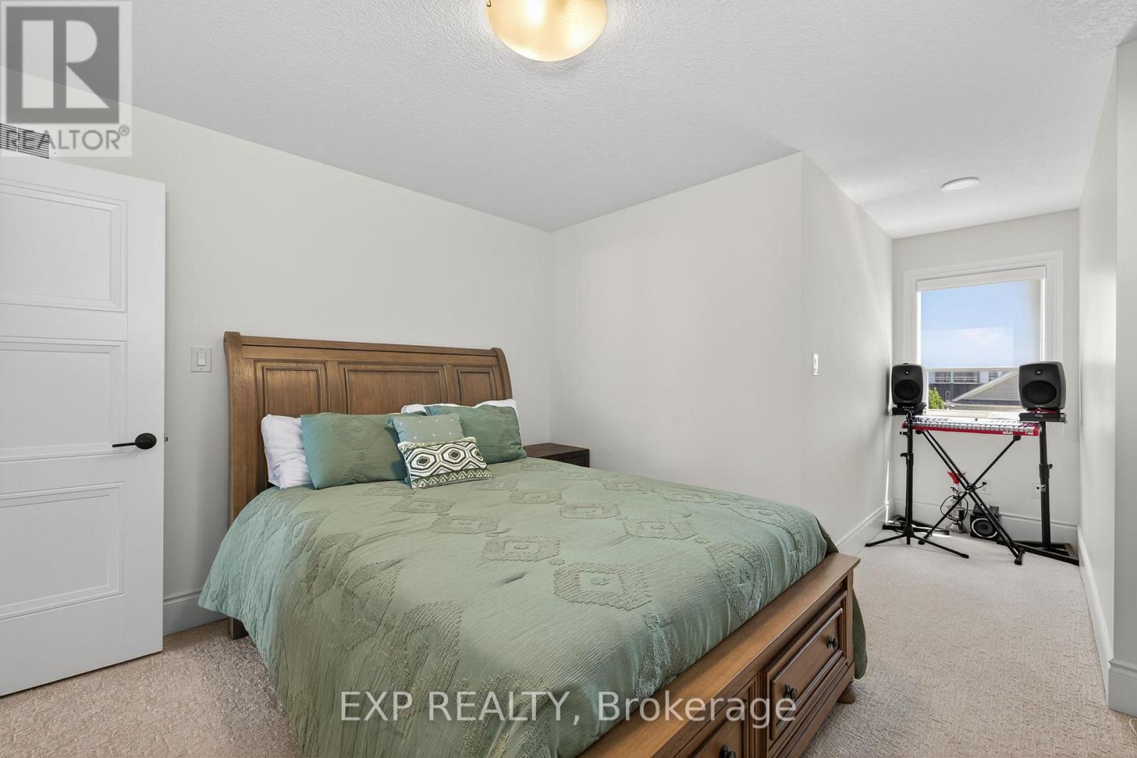 116 Spencer Avenue, Lucan Biddulph, Ontario  N0M 2J0 - Photo 27 - X12426635