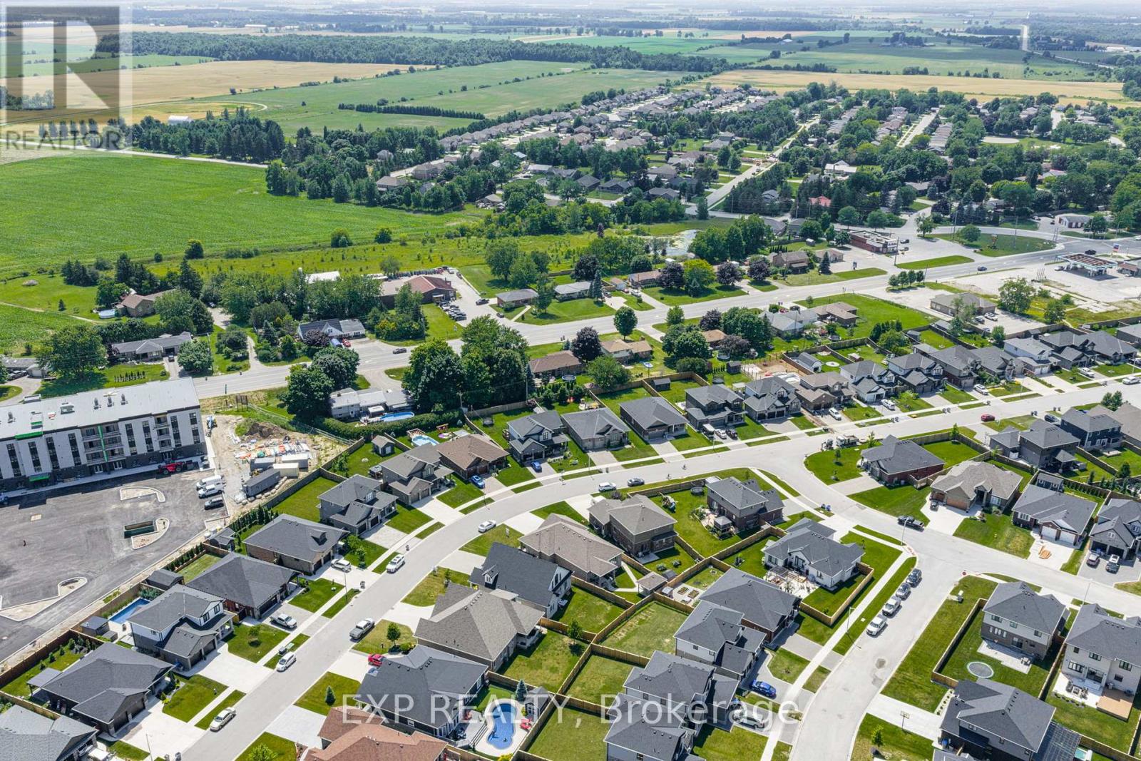 116 Spencer Avenue, Lucan Biddulph, Ontario  N0M 2J0 - Photo 39 - X12426635