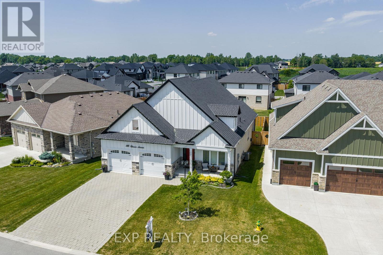 116 Spencer Avenue, Lucan Biddulph, Ontario  N0M 2J0 - Photo 4 - X12426635