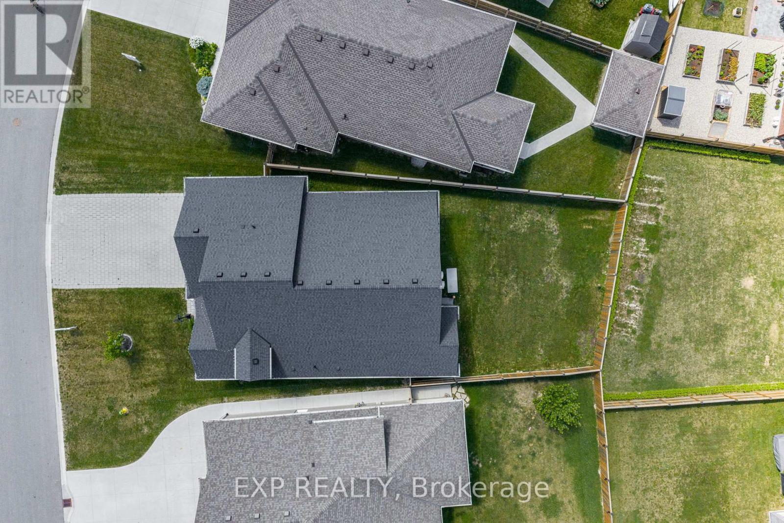 116 Spencer Avenue, Lucan Biddulph, Ontario  N0M 2J0 - Photo 42 - X12426635