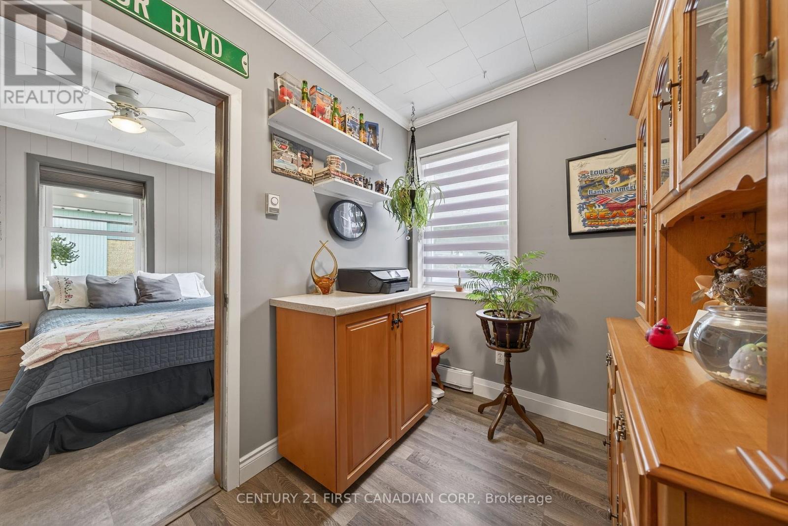139 Centre Street, South Huron, Ontario  N0M 1N0 - Photo 12 - X12426643