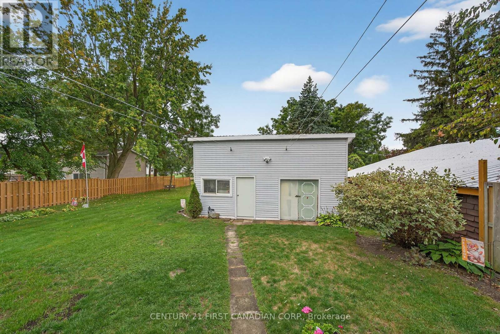 139 Centre Street, South Huron, Ontario  N0M 1N0 - Photo 25 - X12426643