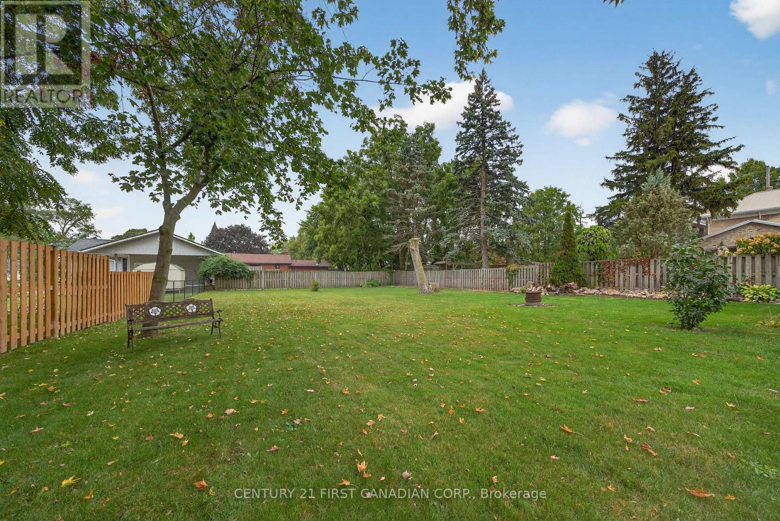 139 Centre Street, South Huron, Ontario  N0M 1N0 - Photo 29 - X12426643