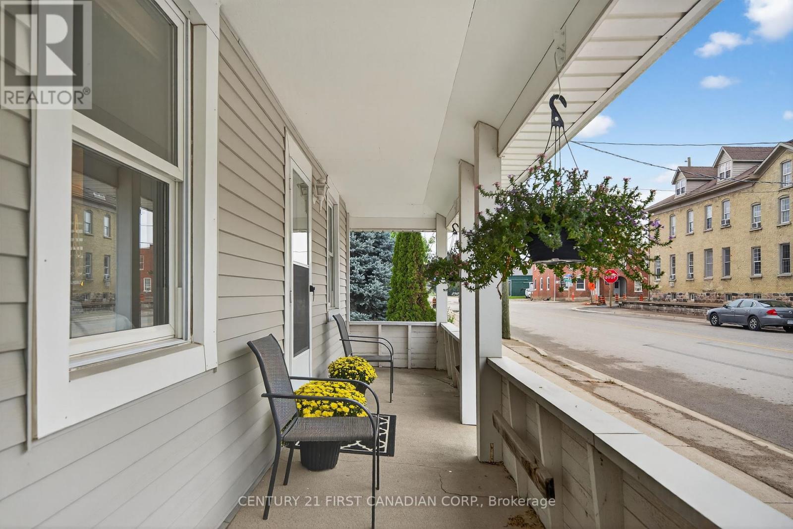 139 Centre Street, South Huron, Ontario  N0M 1N0 - Photo 3 - X12426643