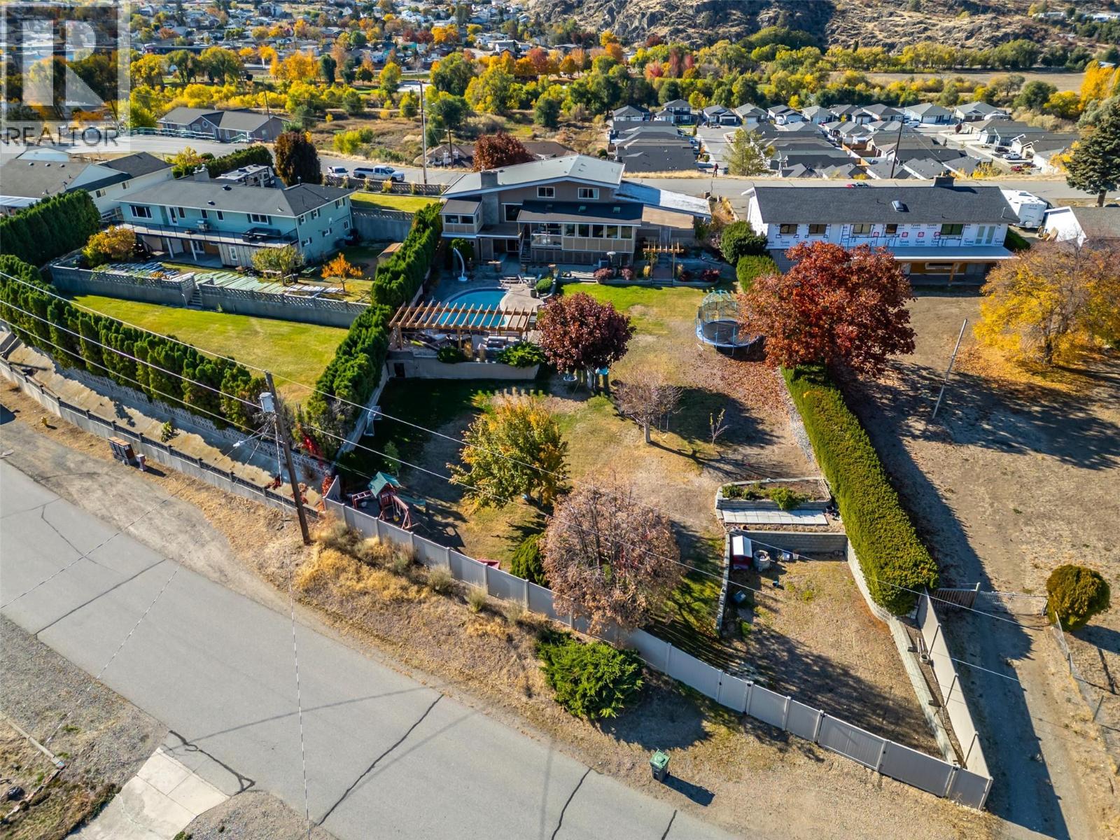 6521 BELLEVUE Drive, Oliver, British Columbia