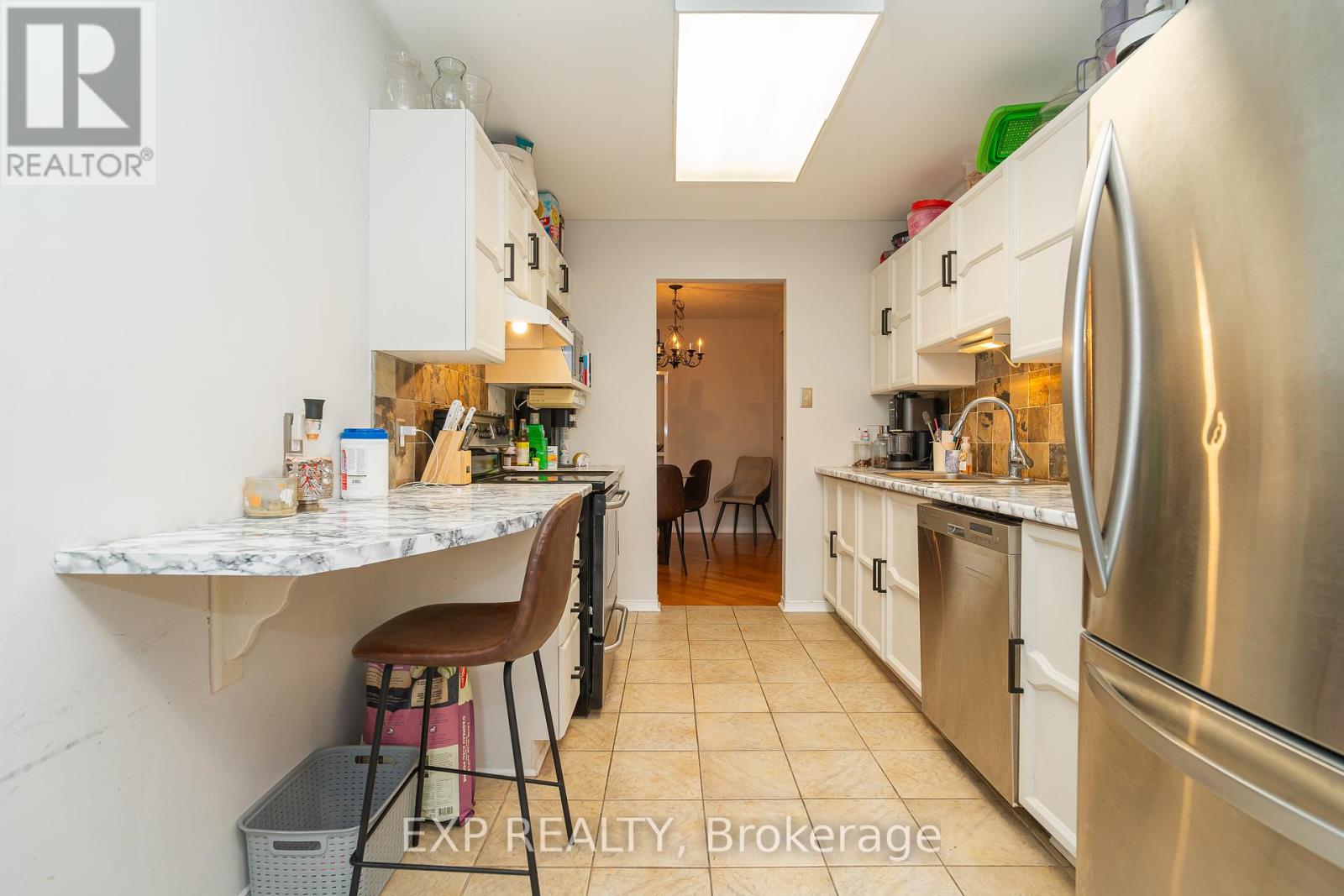 86 Furlong Crescent, Ottawa, Ontario  K2M 2H9 - Photo 13 - X12426628