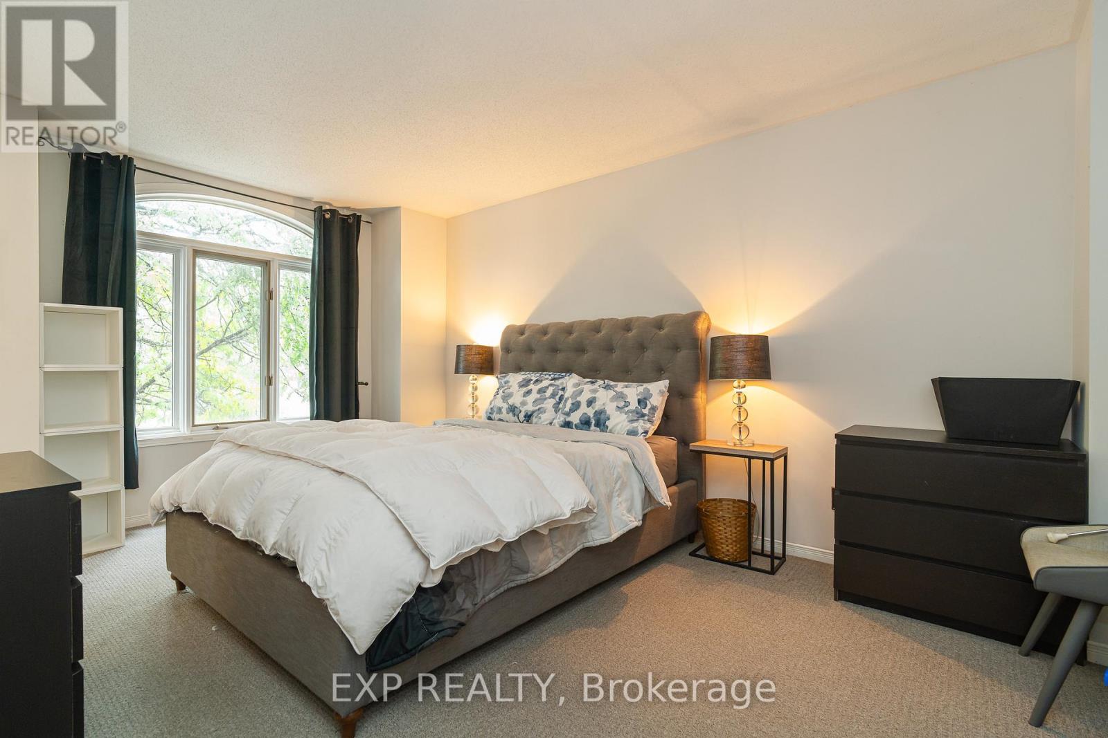 86 Furlong Crescent, Ottawa, Ontario  K2M 2H9 - Photo 15 - X12426628