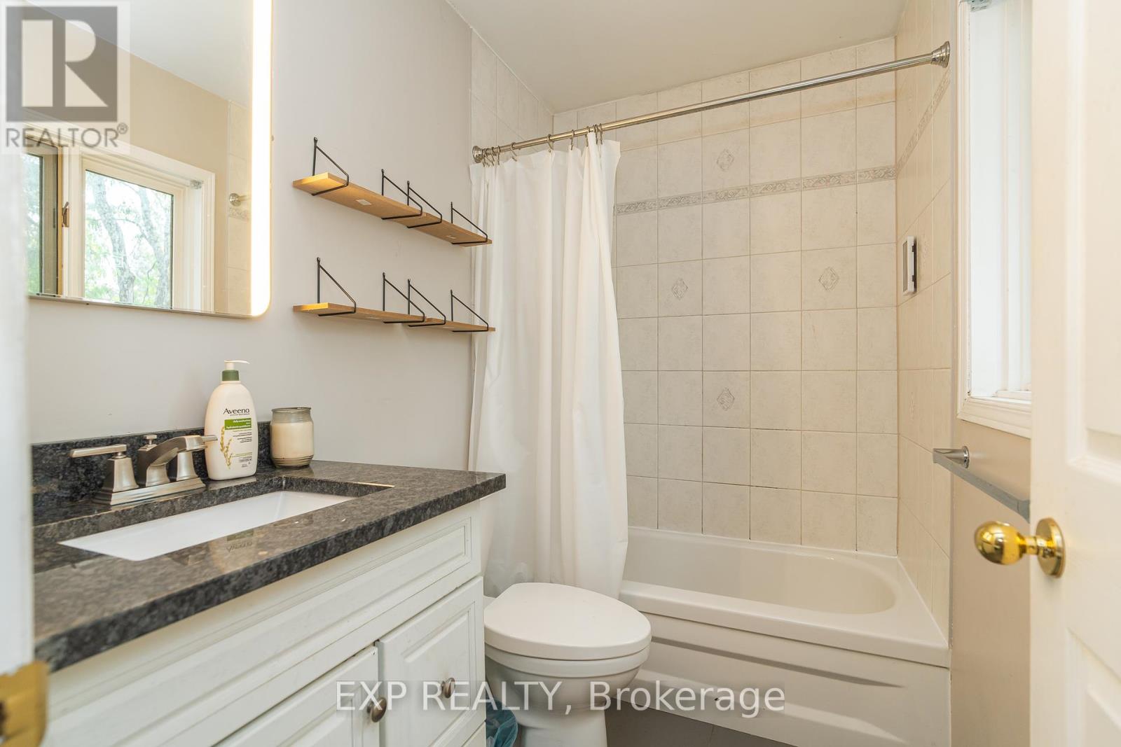 86 Furlong Crescent, Ottawa, Ontario  K2M 2H9 - Photo 17 - X12426628