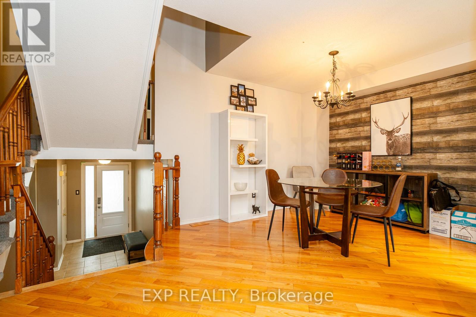 86 Furlong Crescent, Ottawa, Ontario  K2M 2H9 - Photo 6 - X12426628