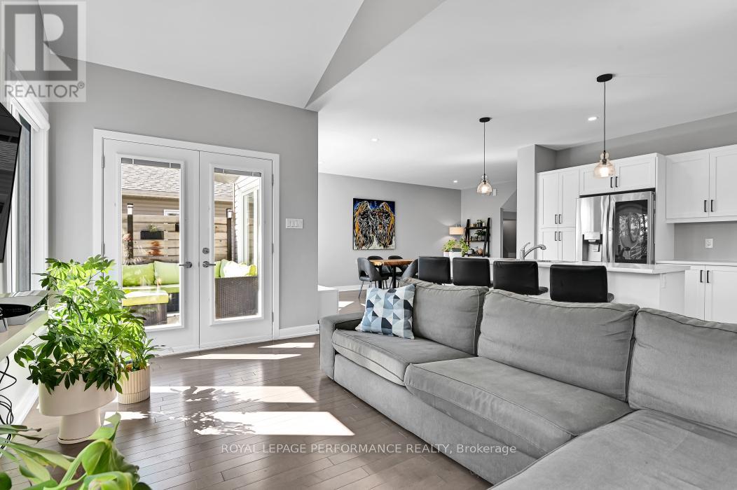 9 Dune Street, The Nation, Ontario  K0A 2M0 - Photo 11 - X12426666