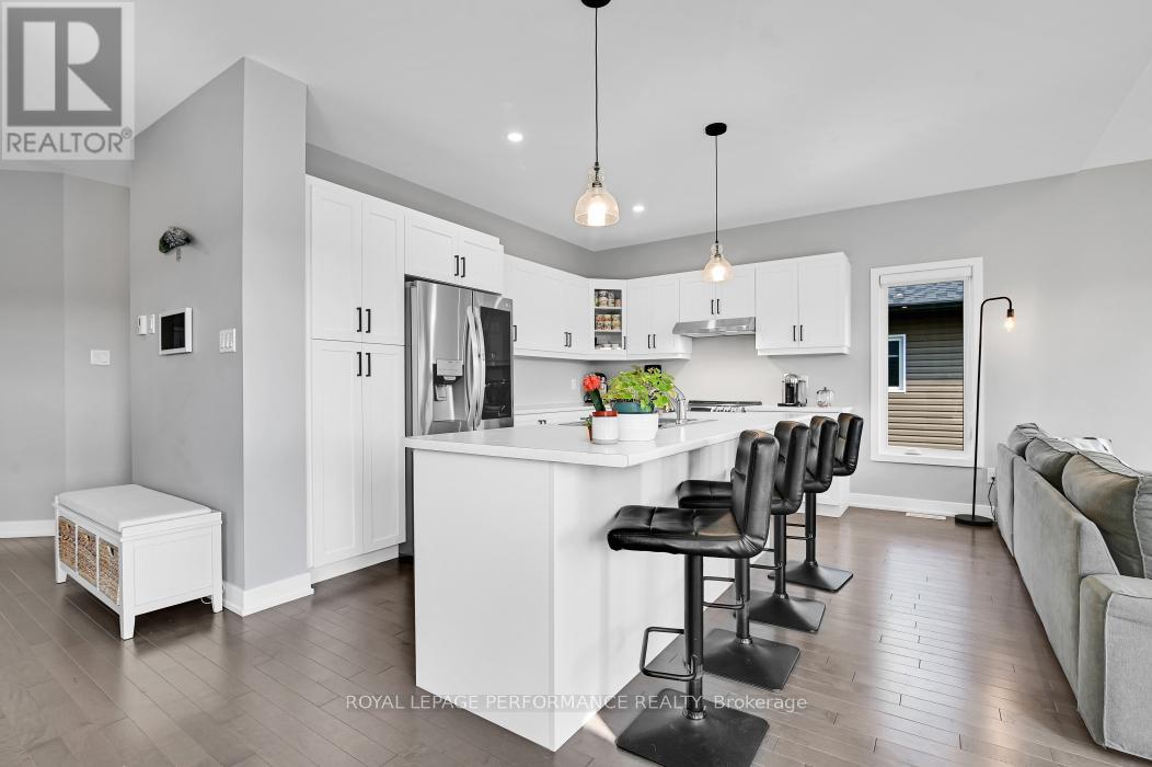 9 Dune Street, The Nation, Ontario  K0A 2M0 - Photo 4 - X12426666